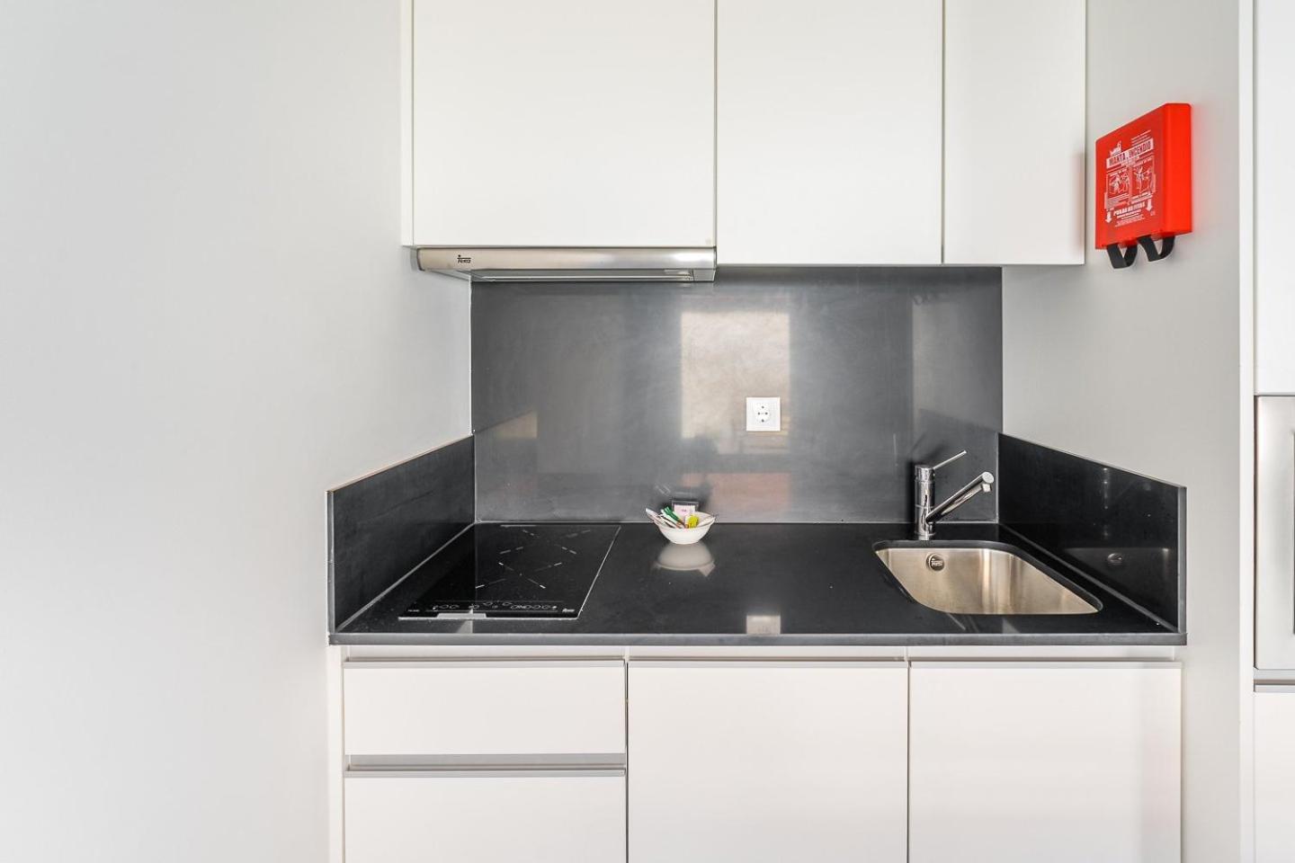 Guestready - Aveiro'S Hidden Gem Lägenhet Exteriör bild